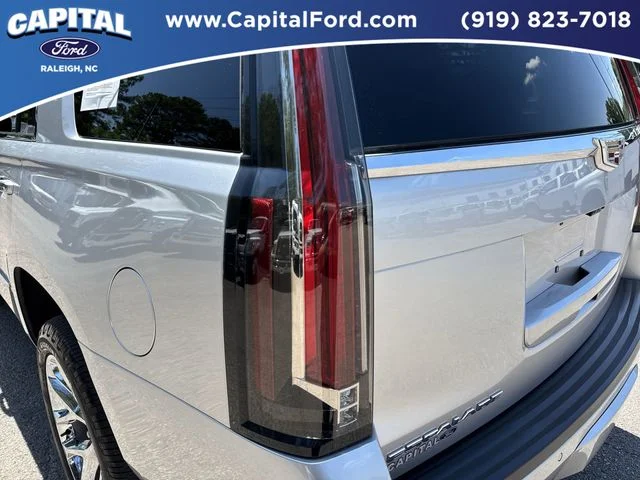 Used 2020 Silver Cadillac Premium Luxury image 15