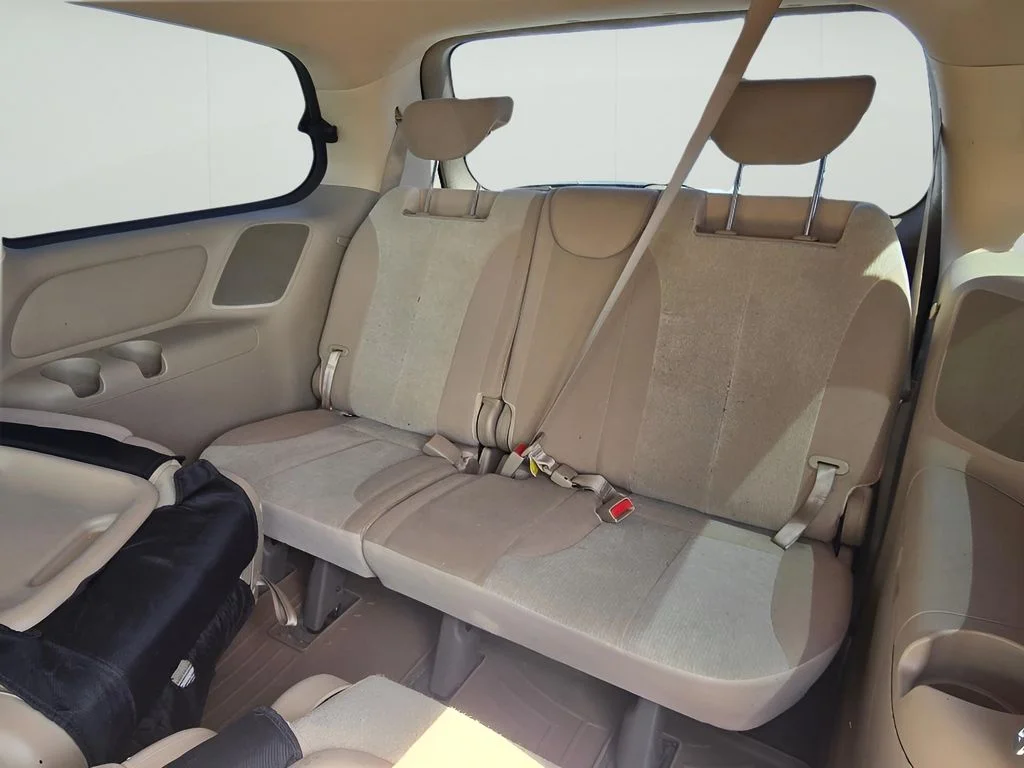 Used 2012 Claret Red Kia LX image 14
