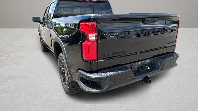 Used 2023 Black Chevrolet ZR2 image 33