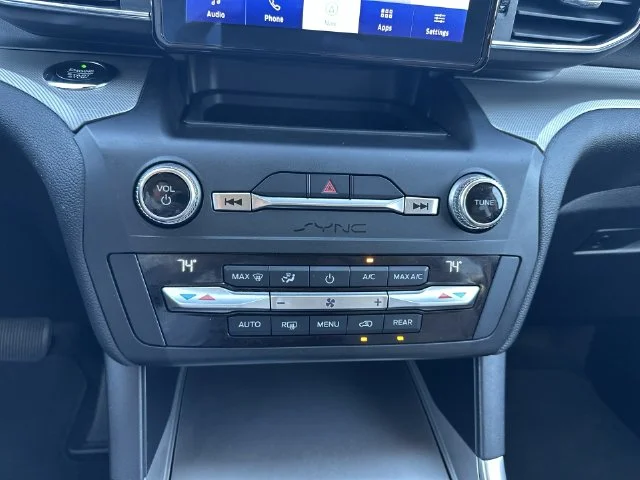 Used 2020 White Ford XLT image 20