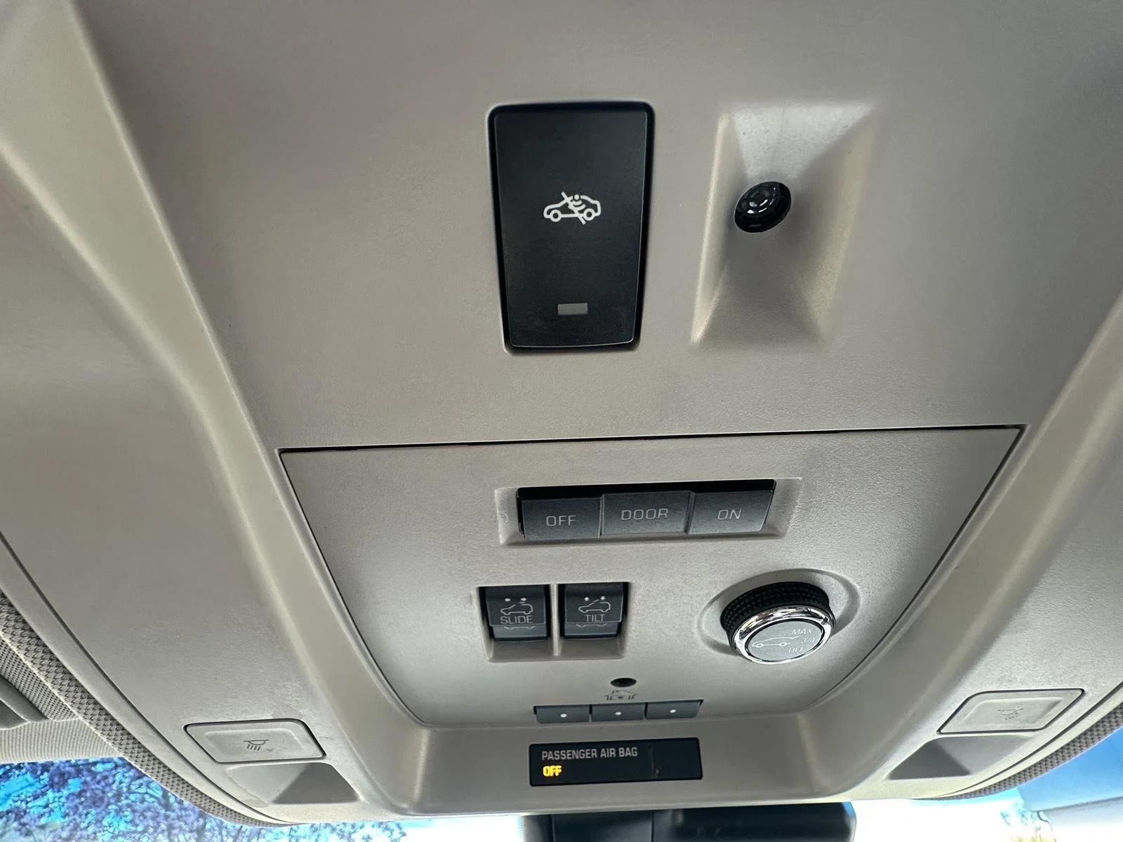 Used 2016 Black Raven Cadillac Premium Collection image 20