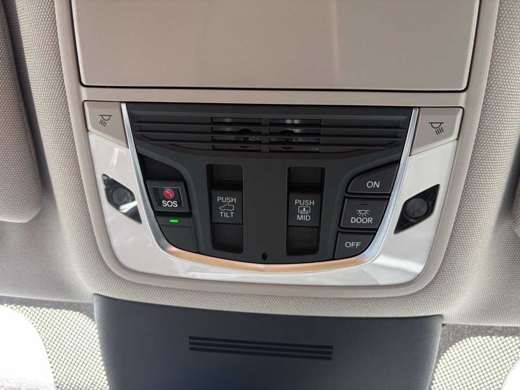 New 2026 Solar Silver Metallic Acura Base image 25