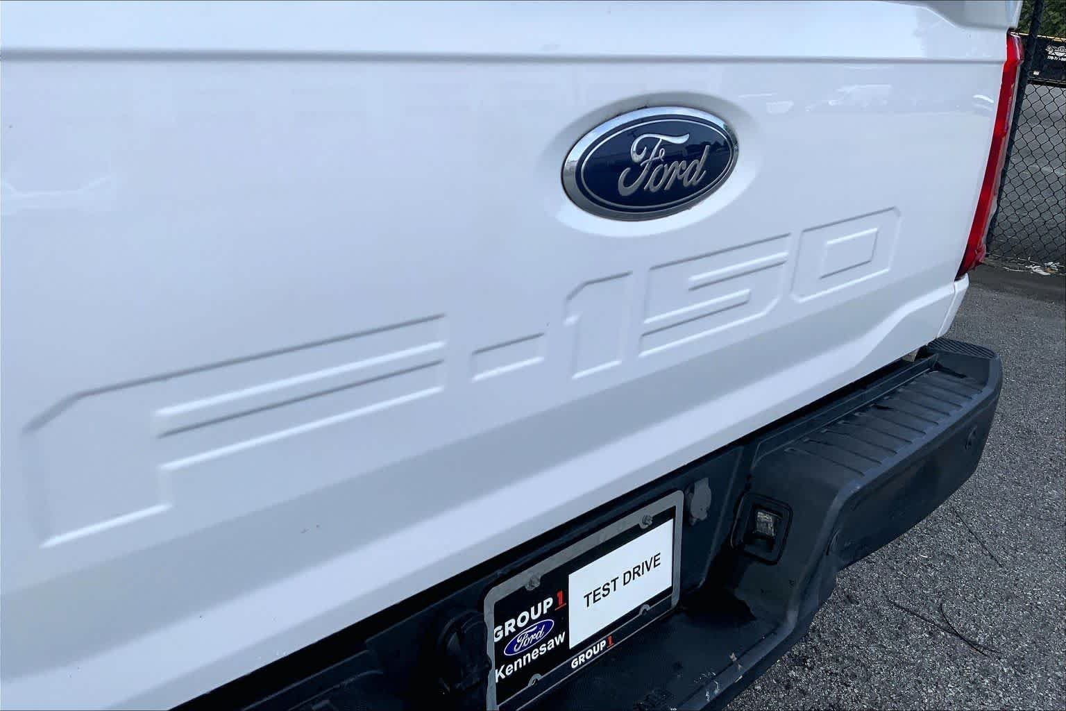 Used 2023 Oxford White Ford XL image 26