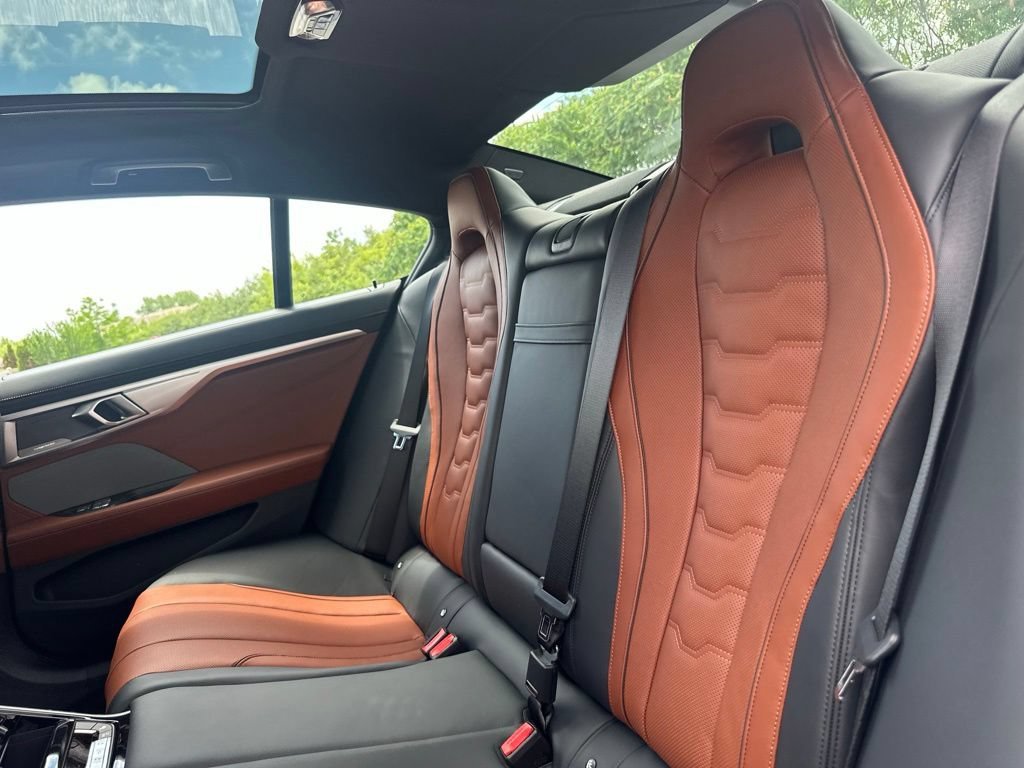 2026 BMW 8 Series 840i - Photo 20