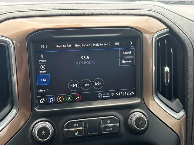 Used 2022 White Chevrolet High Country image 20