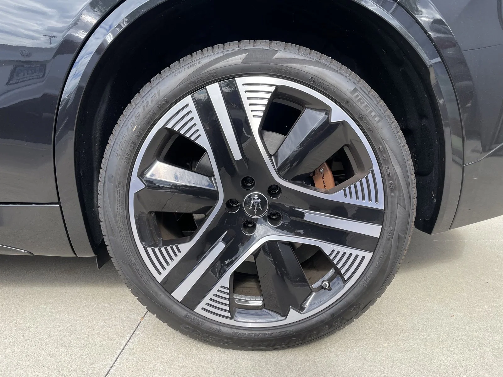 New 2025 NERO TEMPESTA Maserati  image 8