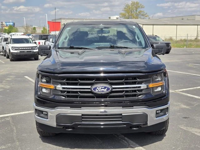 Used 2024 Black Ford XLT image 8