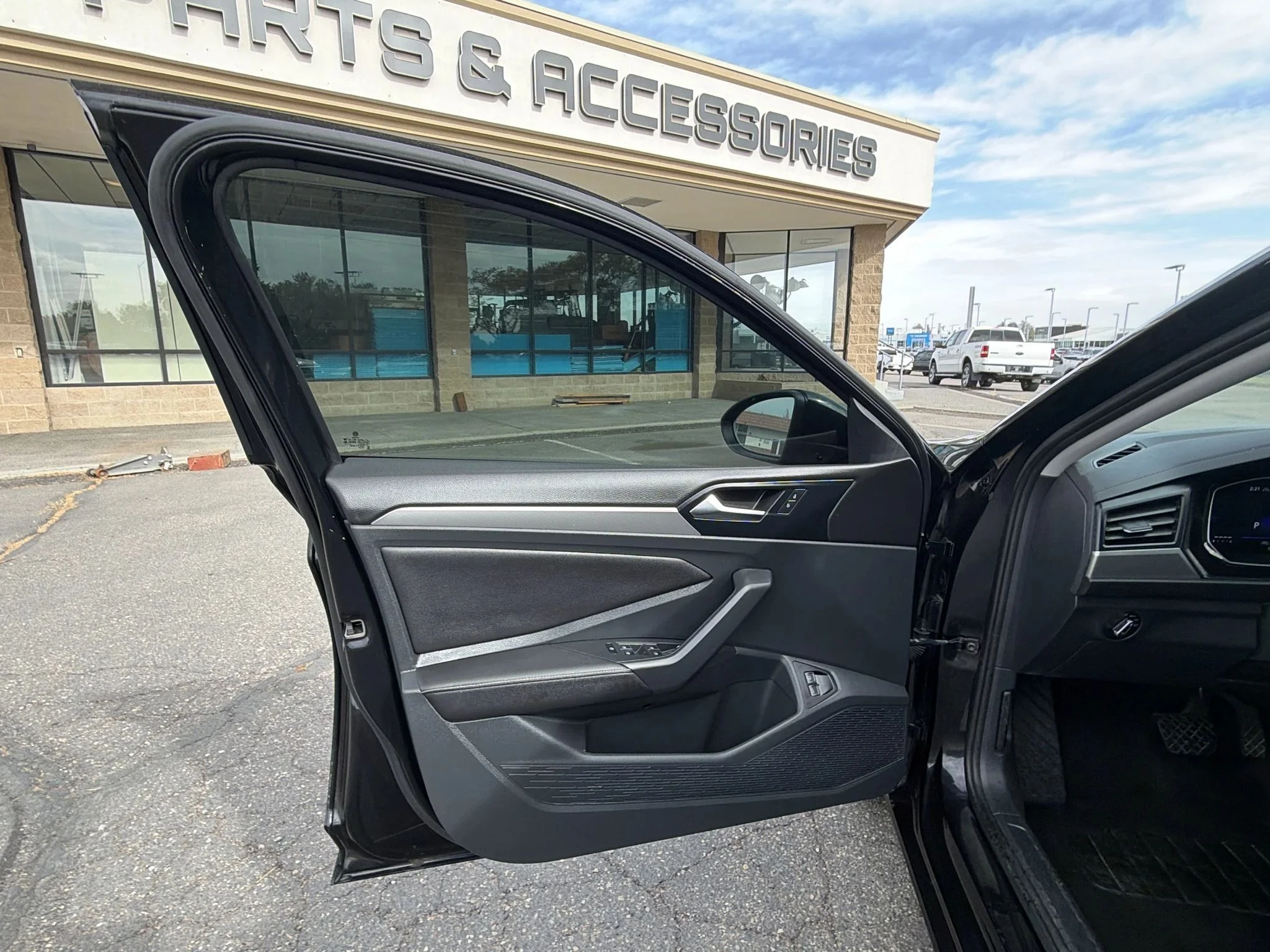 2024 Volkswagen Jetta S - Photo 17