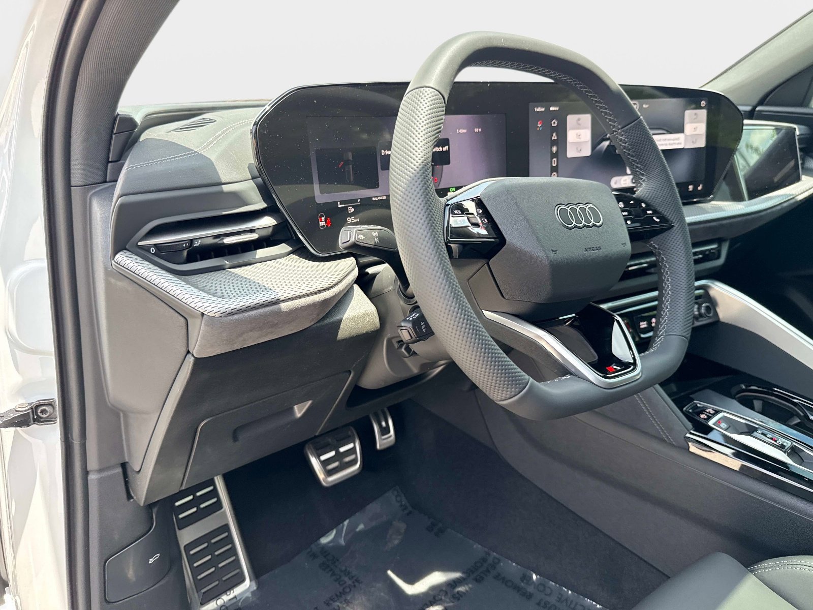 New 2026 Glacier White Metallic Audi Premium Plus image 18