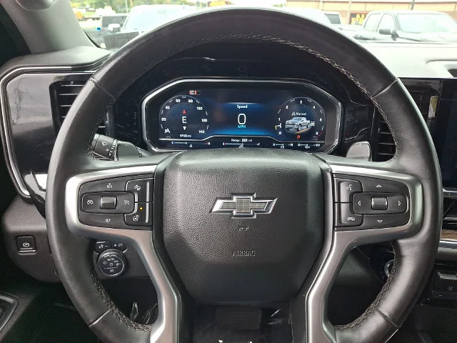 Used 2024 White Chevrolet RST image 19