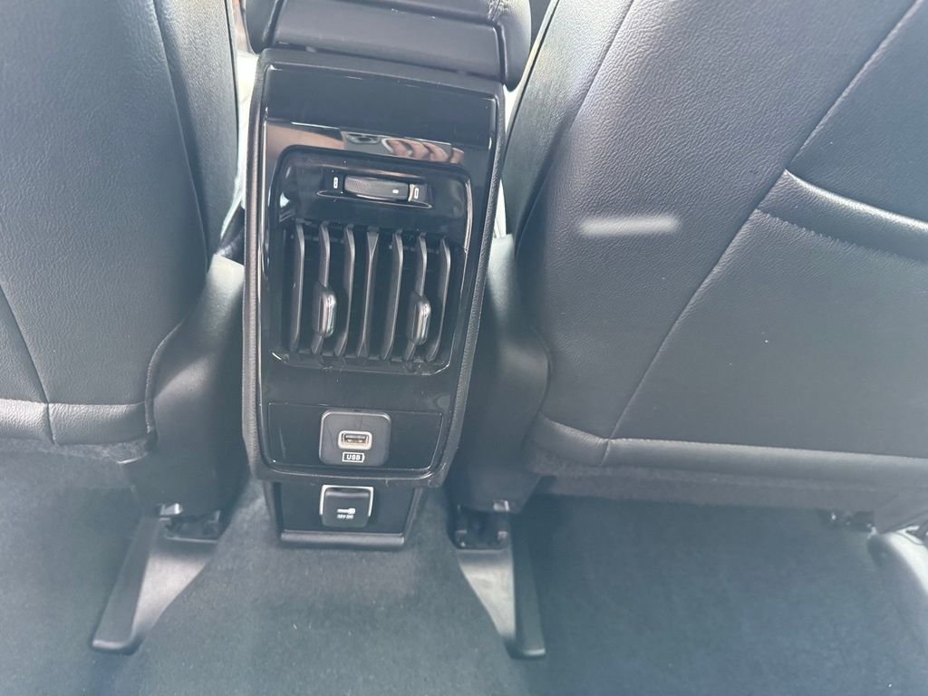 Used 2025 Bright White Clearcoat Jeep Trailhawk image 27