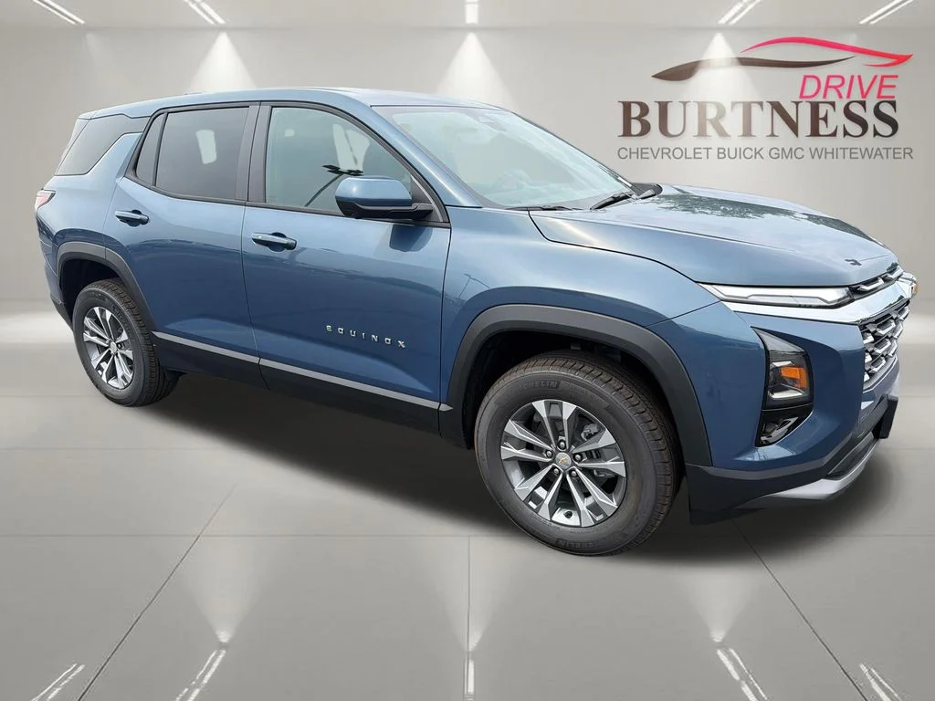 2027 Chevrolet Equinox LT - Photo 7