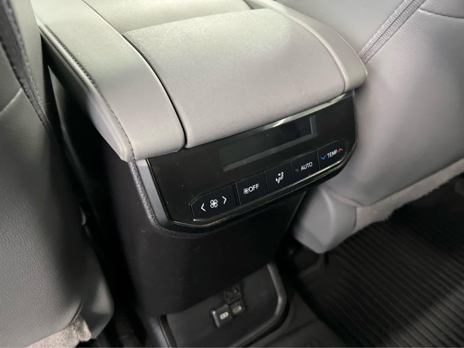 Used 2022 Magnetic Gray Metallic Toyota Hybrid XLE image 29