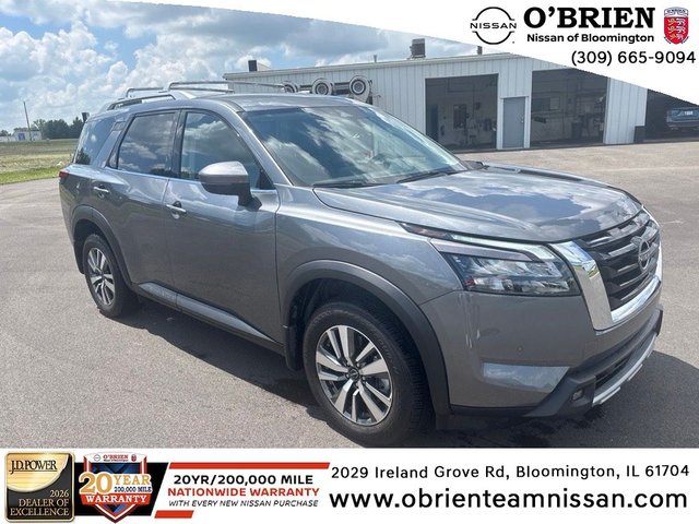 2025 Nissan Pathfinder SL