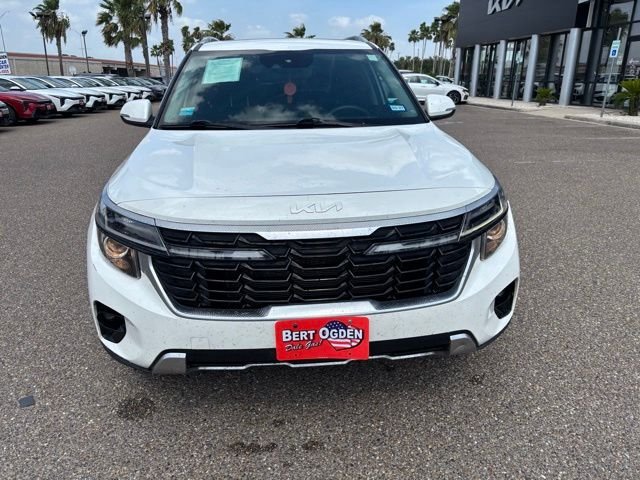Used 2024 White Kia EX image 2