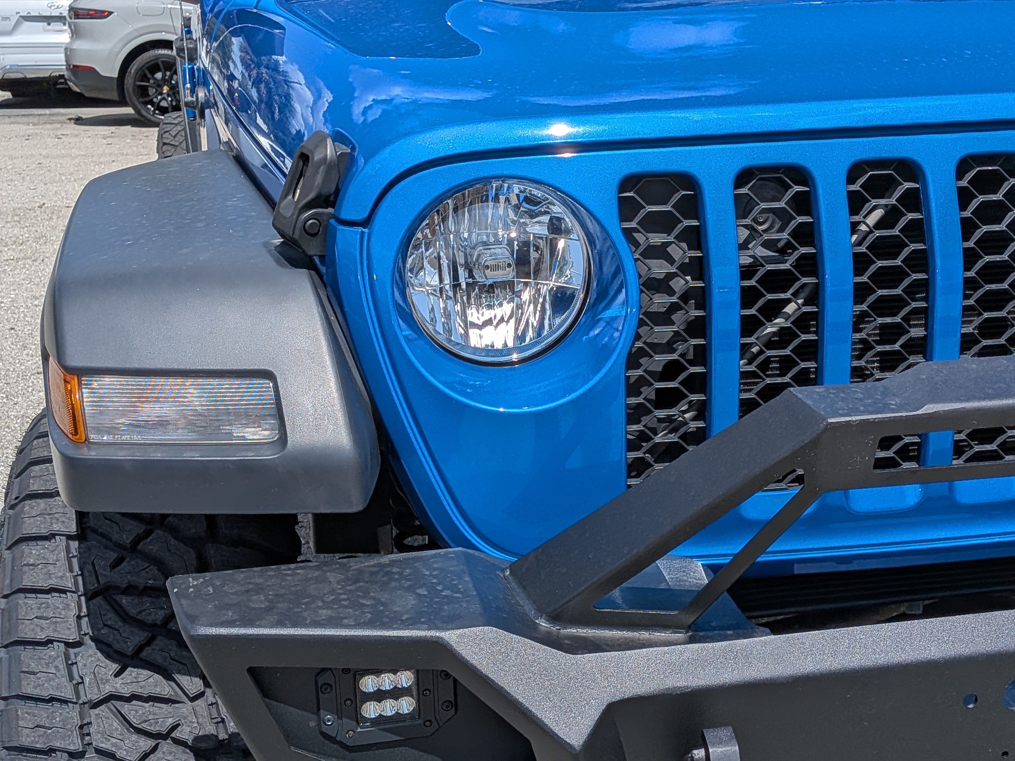 2023 Jeep Gladiator Sport S - Photo 10