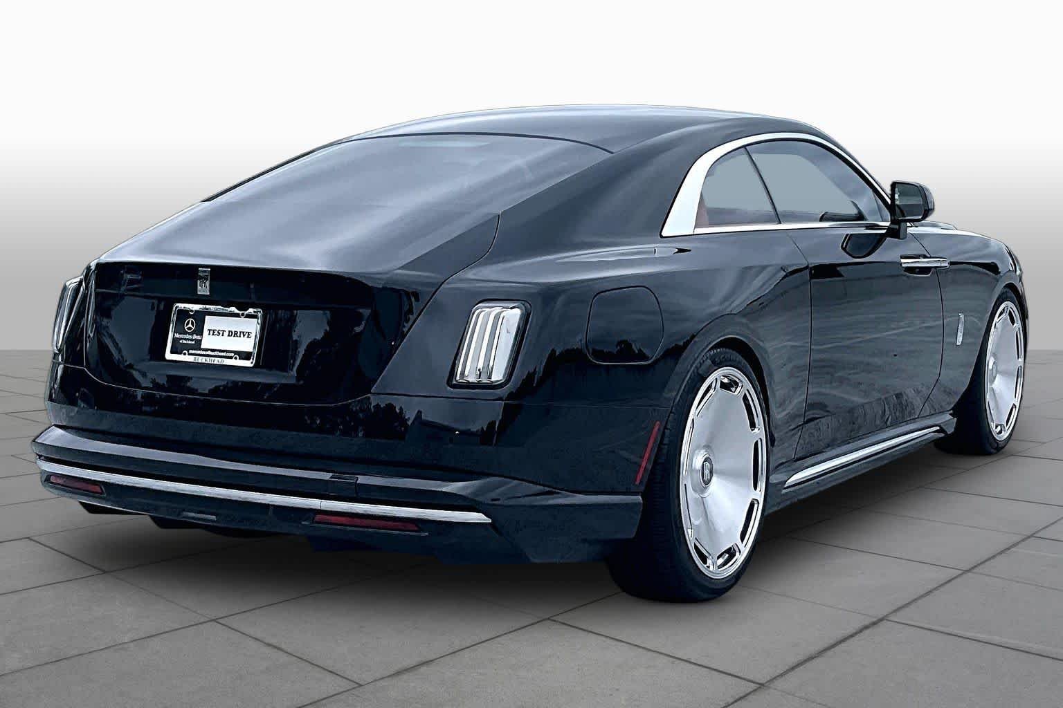 Used 2024 Black Diamond Rolls-Royce  image 12