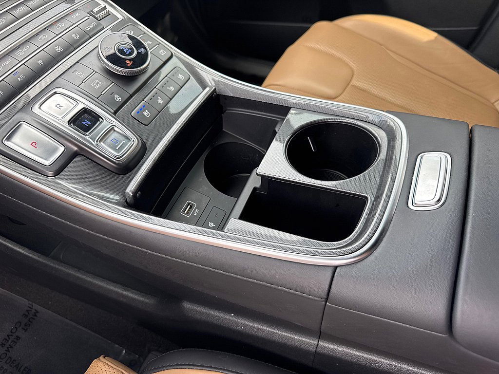 Used 2022 Portofino Gray Hyundai Calligraphy image 17
