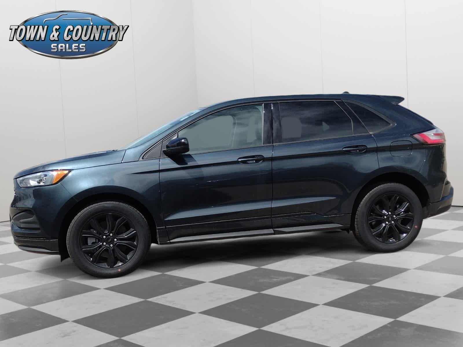 New 2024 Stone Blue Metallic Ford SE image 4