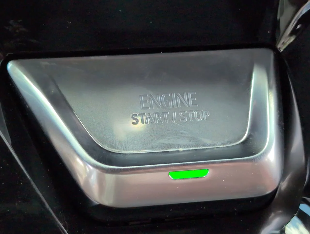 New 2026 Glacier White Tricoat GMC Denali Ultimate image 17