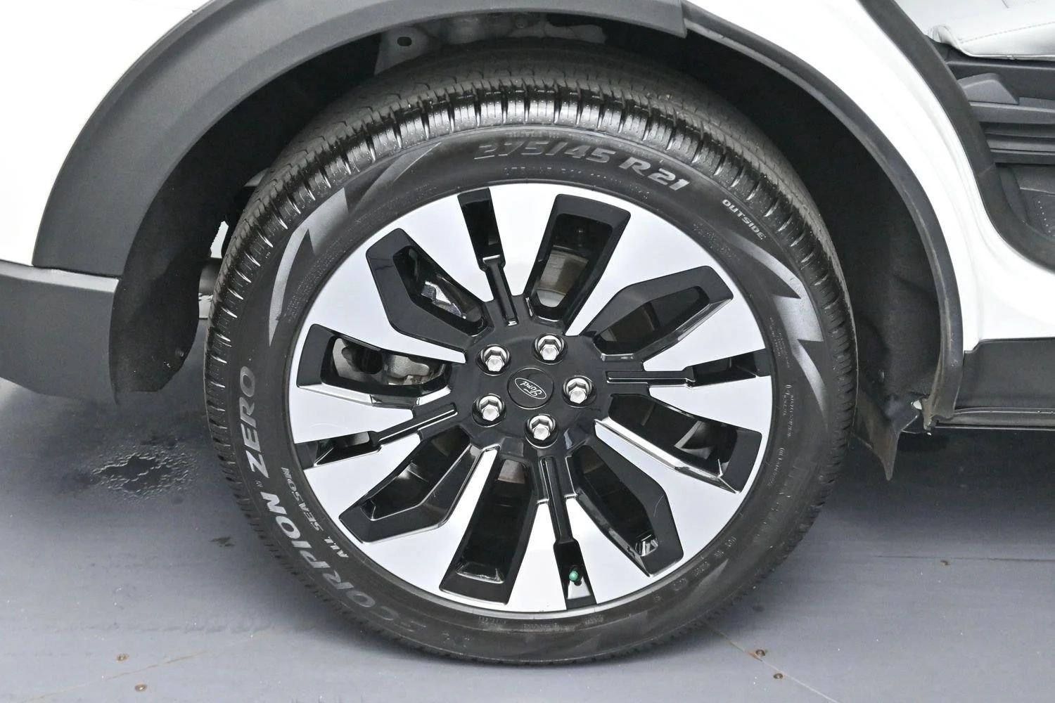 Used 2026 White Ford Platinum image 35