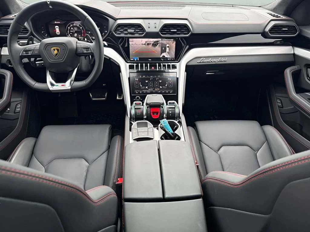 Used 2022 Rosso Antero Lamborghini  image 15