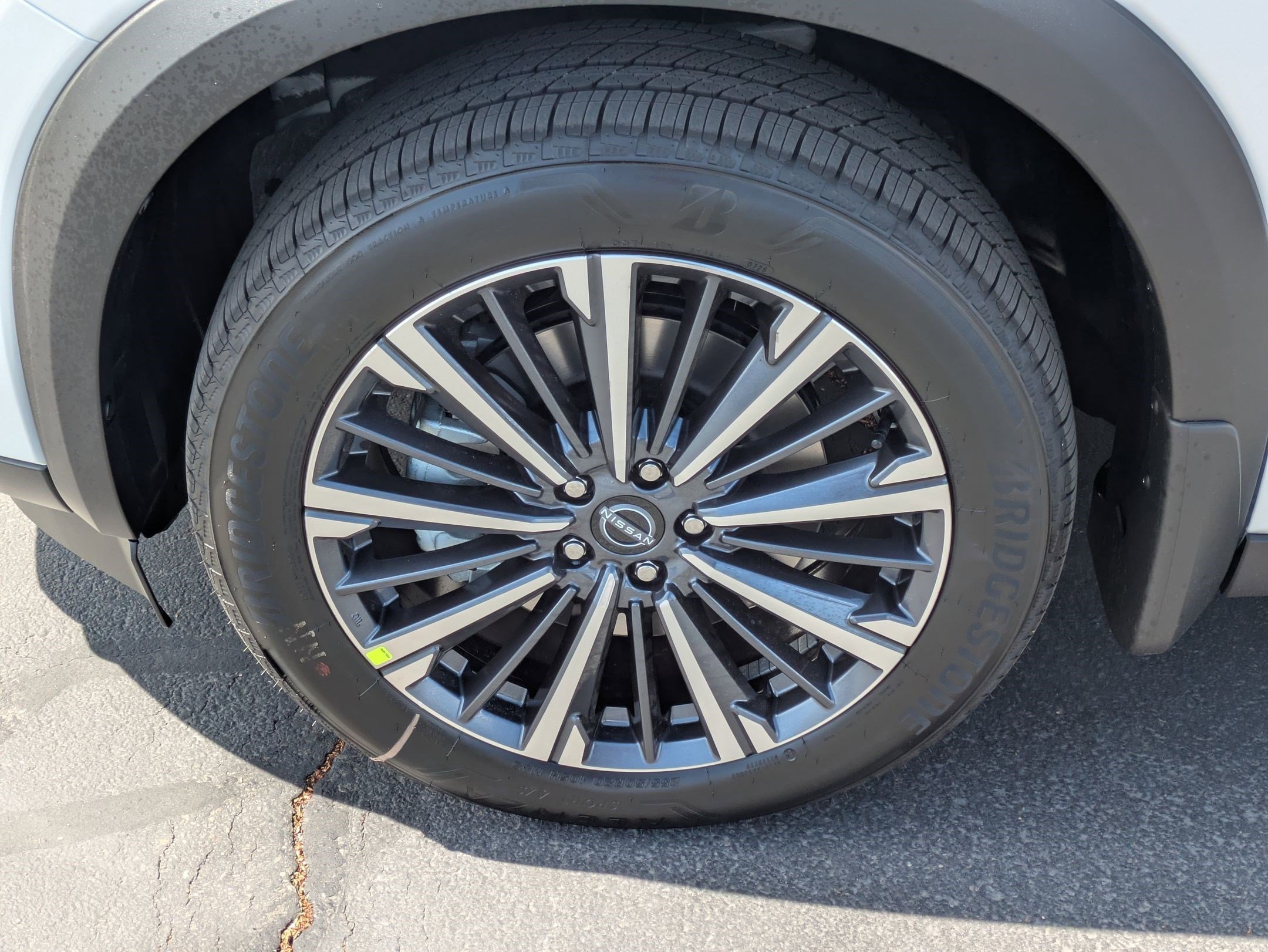 New 2026 Everest White Pearl Tricoat/Super Black Nissan Platinum image 15