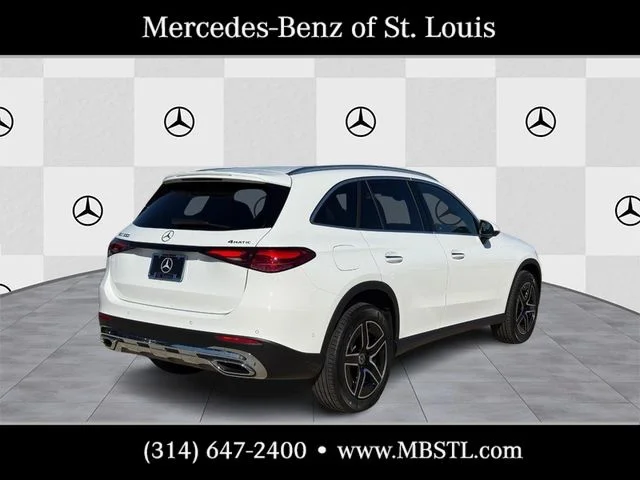 New 2026 Polar White Mercedes-Benz GLC 300 image 3