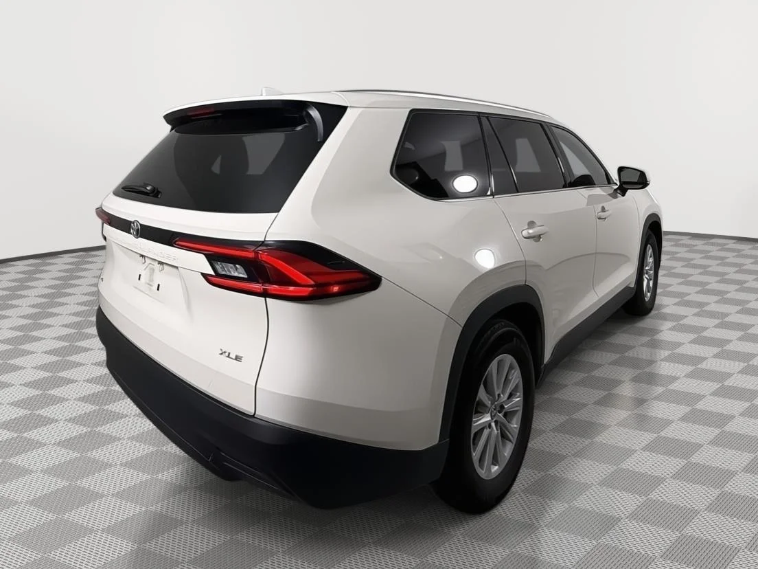 Used 2024 Coastal Cream Toyota XLE image 26