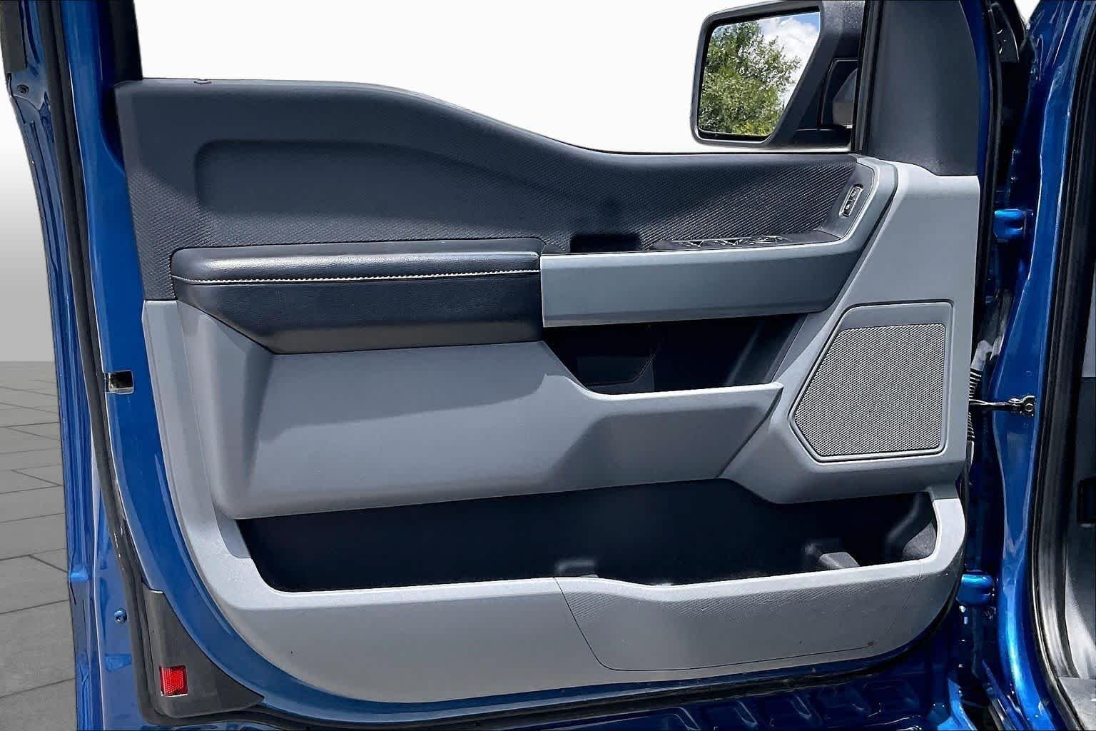 Used 2023 Atlas Blue Ford XLT image 37