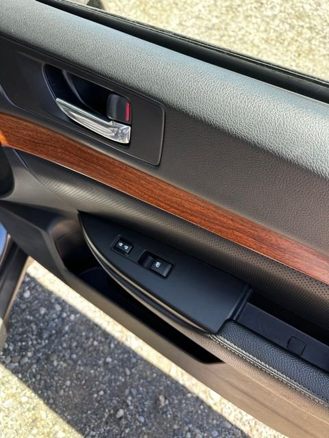 2014 Subaru Outback 2.5i Limited - Photo 21