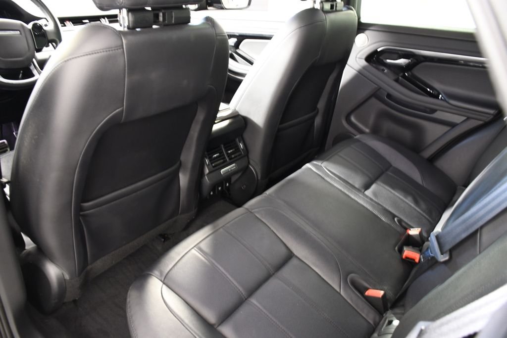 Used 2020 Santorini Black Metallic Land Rover R-Dynamic SE image 27
