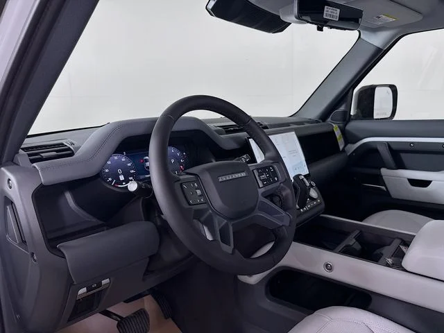 New 2026 Fuji White Land Rover X-Dynamic SE image 9