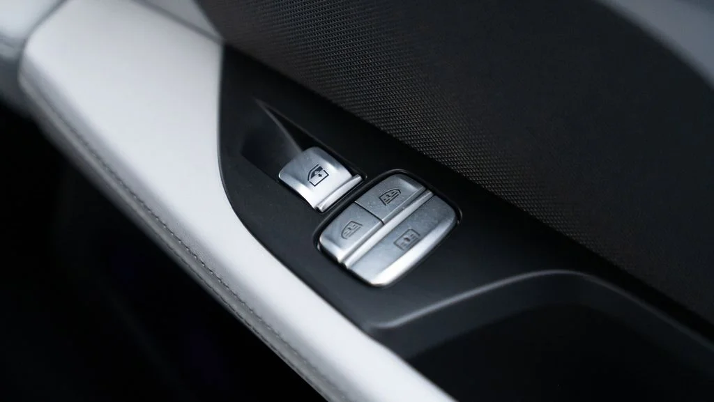 Used 2023 White BMW Competition image 35