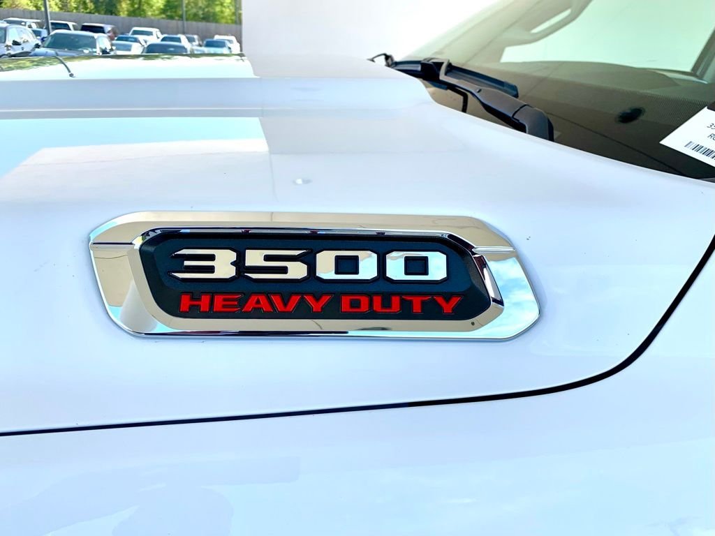 Used 2024 White Ram Laramie image 10