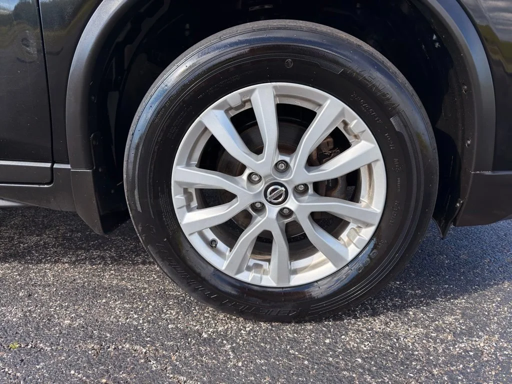 Used 2018 Black Nissan SV image 21