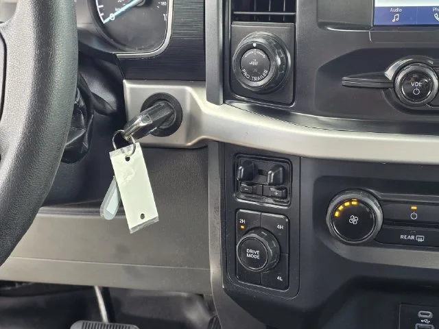 Used 2021 White Ford XLT image 25