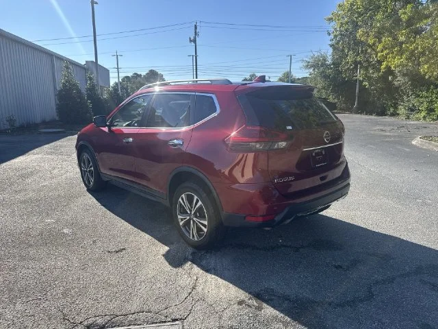Used 2019 Red Nissan SV image 7