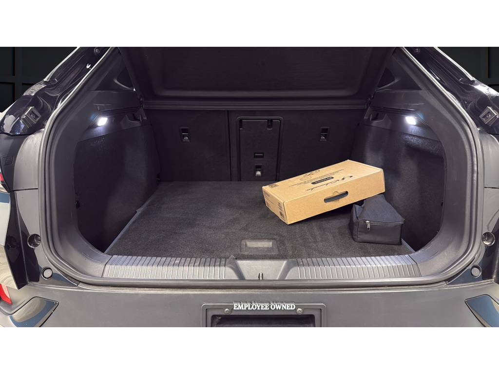 Used 2023 Deep Black Volkswagen Pro S image 26