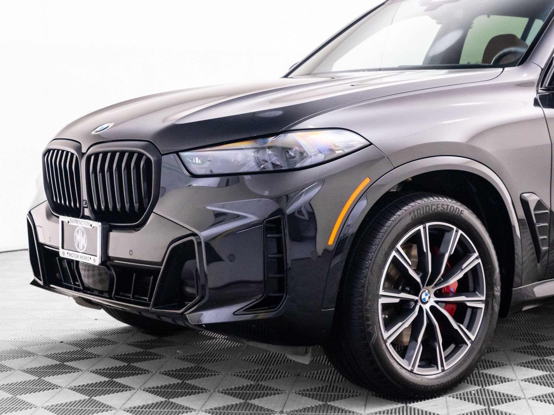 Certified Used 2024 Black Sapphire Metallic BMW xDrive40i image 39