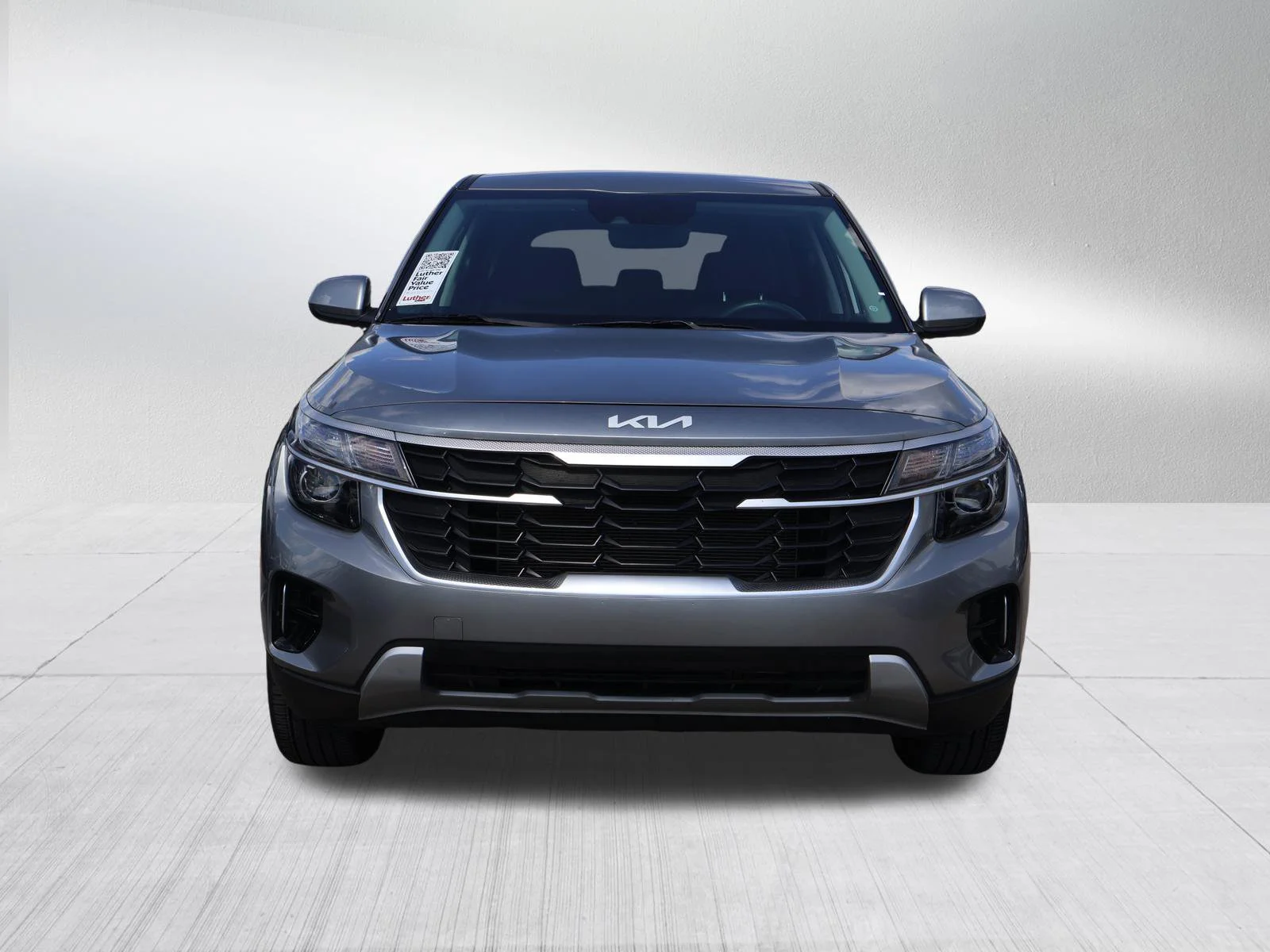 Used 2024 Kia Seltos LX with VIN KNDEPCAA1R7583662 for sale in Kansas City