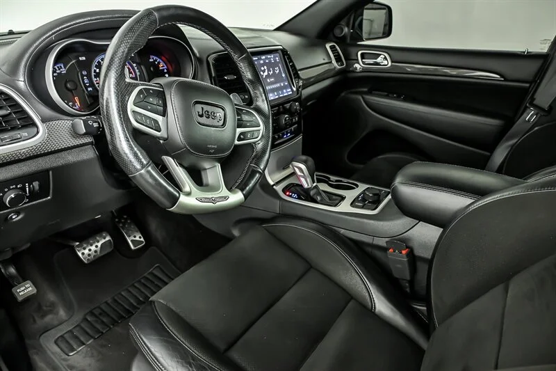 Used 2019  Jeep Trackhawk image 15