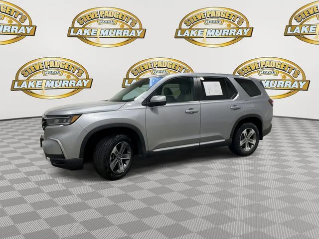 Certified Used 2025 Lunar Silver Metallic Honda EX-L image 7