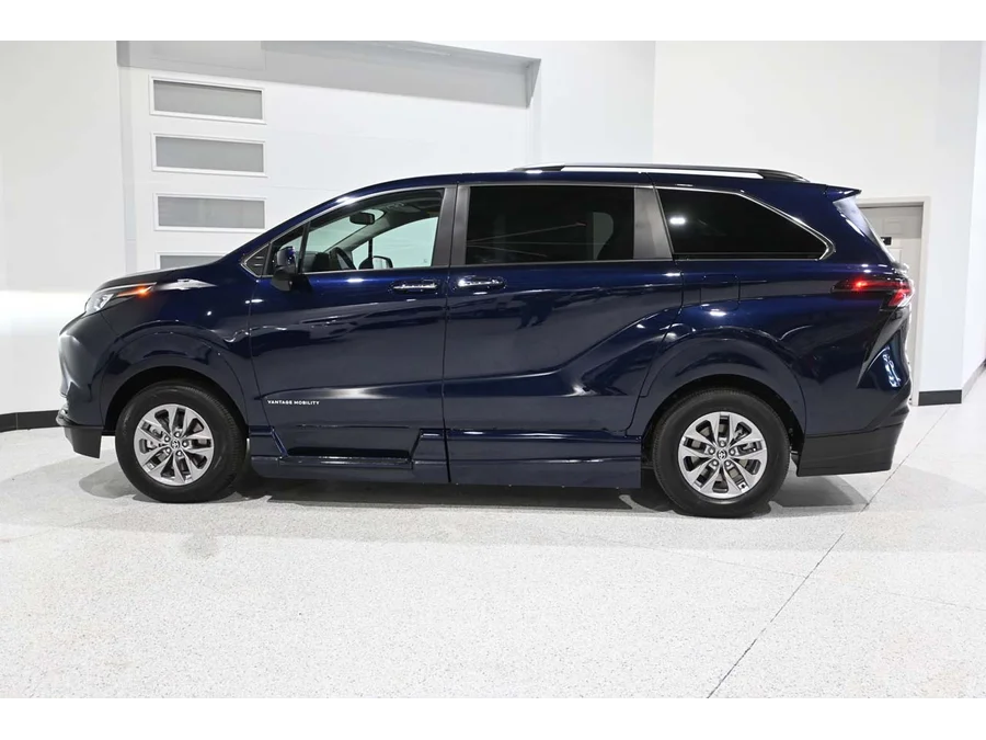 New 2026 BLUE Toyota XLE+ AWD Mobility Handicap Van image 9