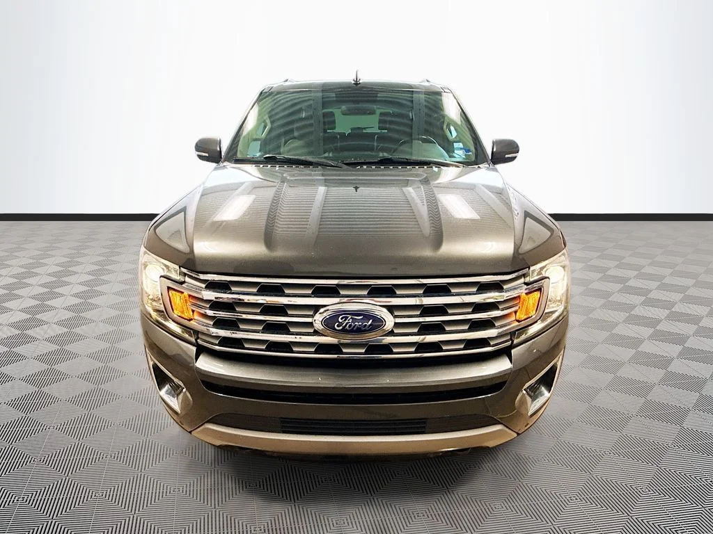 Used 2019 Gray Ford Limited image 2