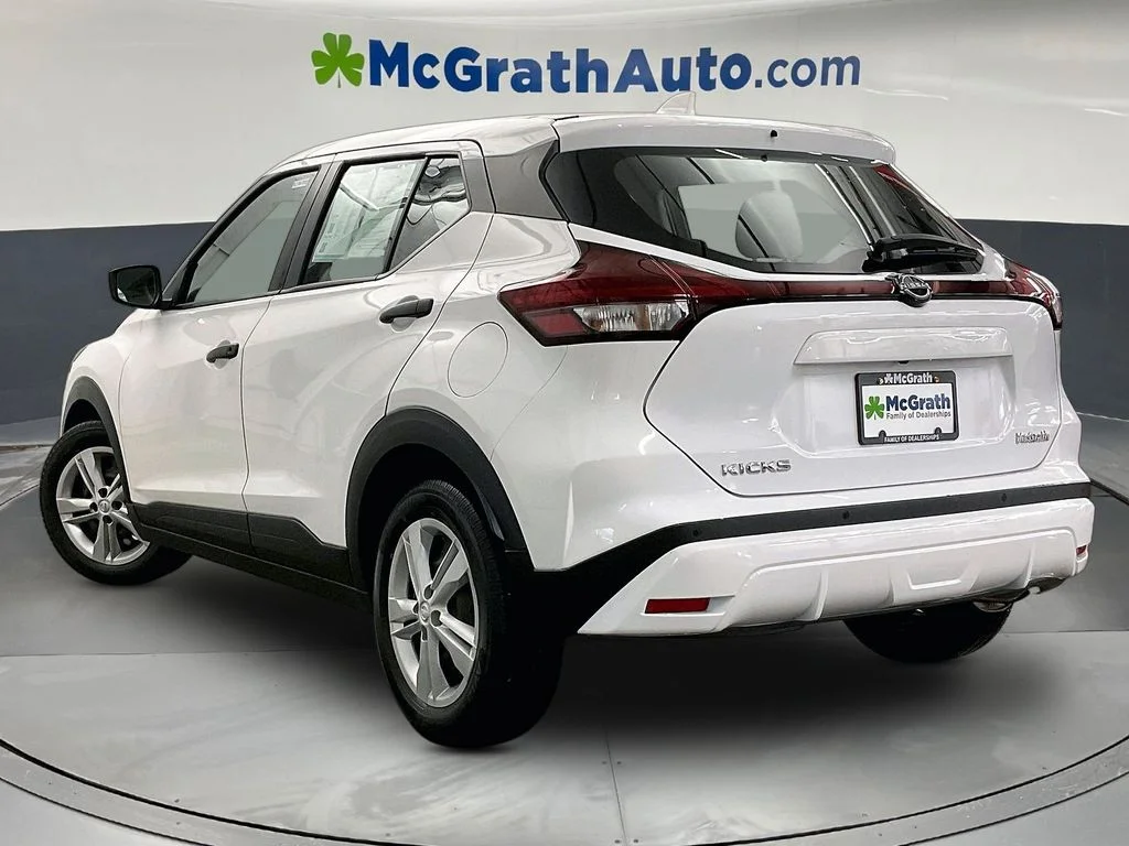 Used 2024 White Nissan S image 3