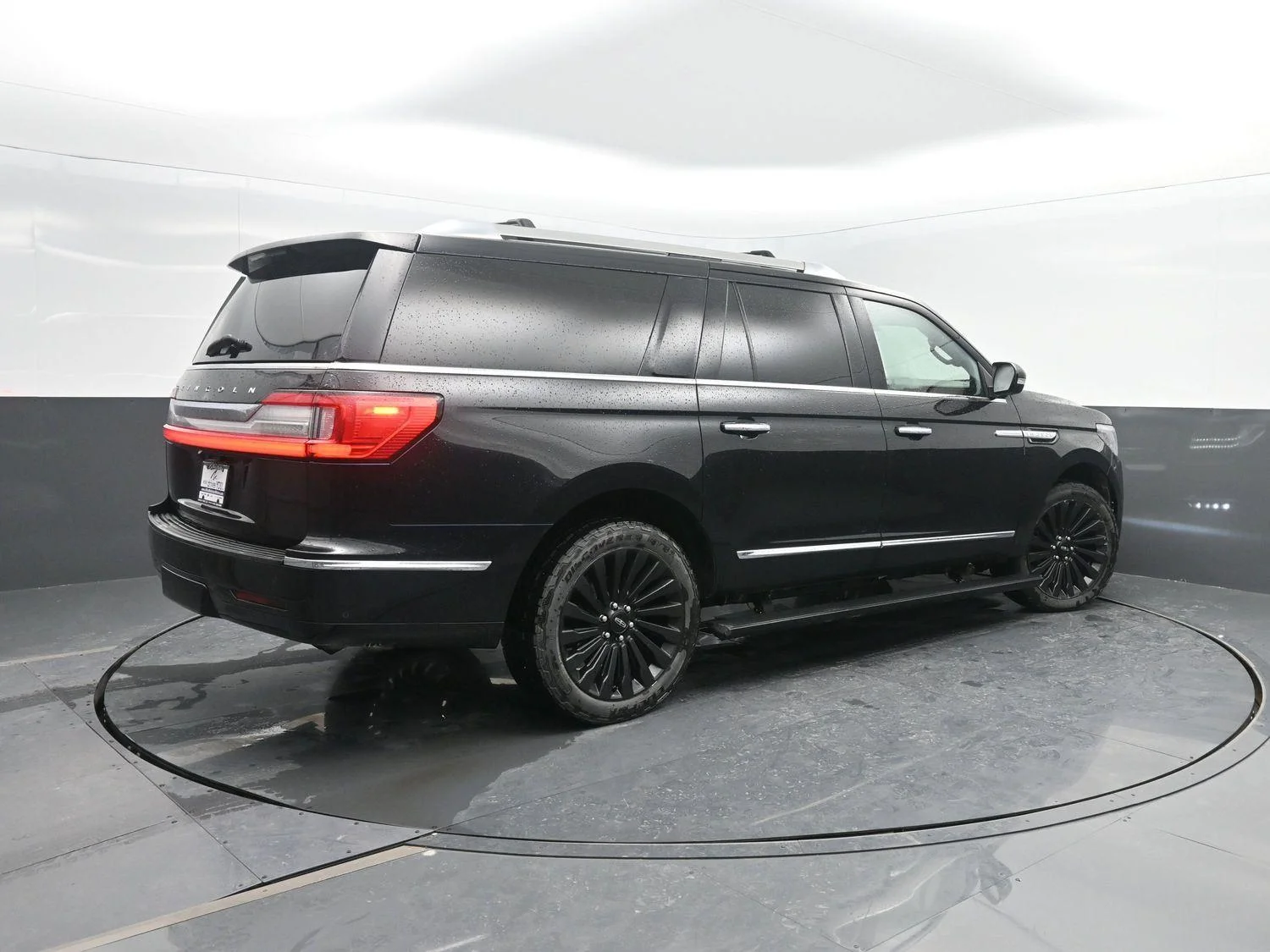 5LMJJ3LT2KEL01327