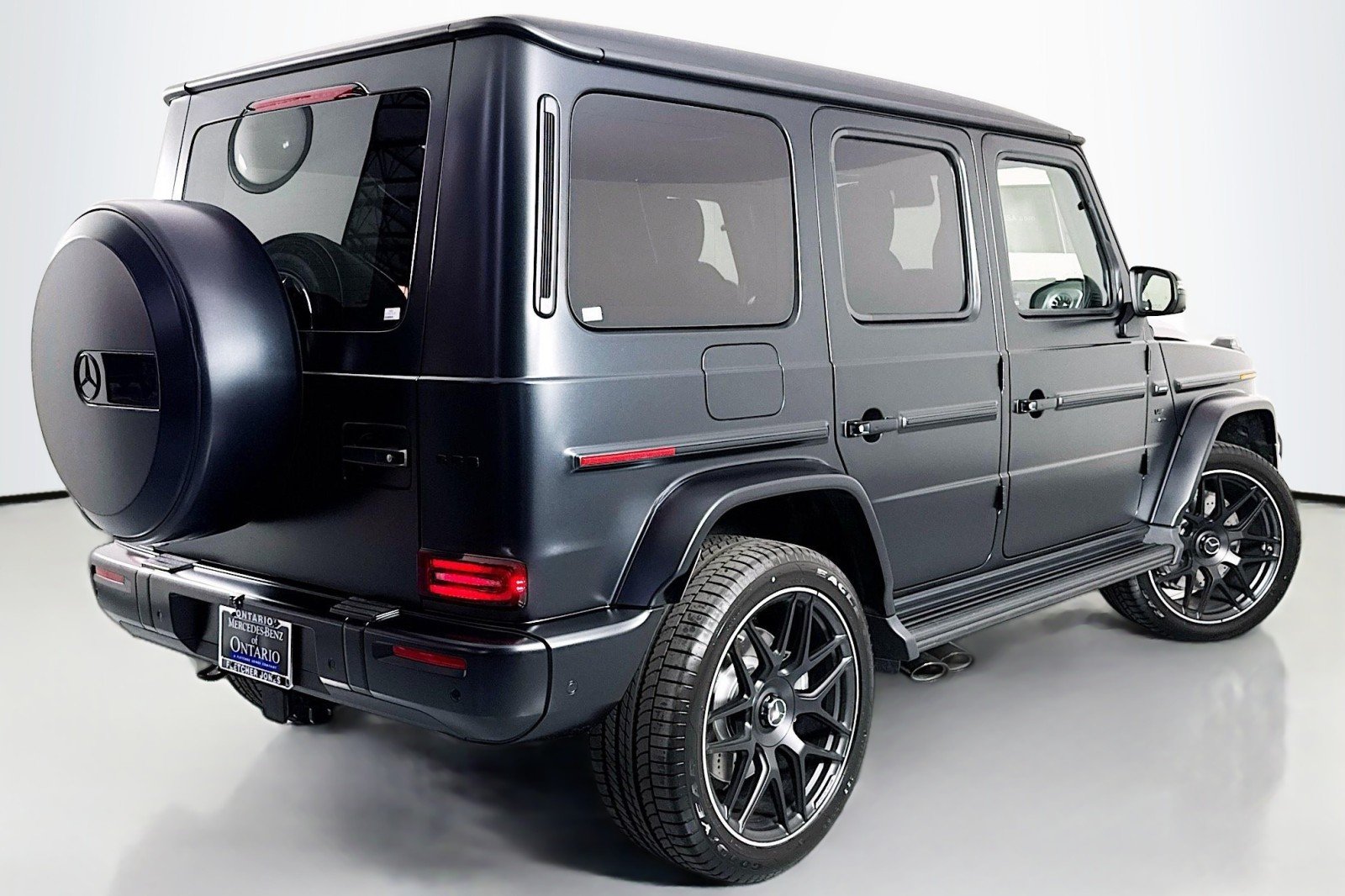 Certified Used 2025 MANUFAKTUR Night Black magno Mercedes-Benz AMG® G 63 image 12