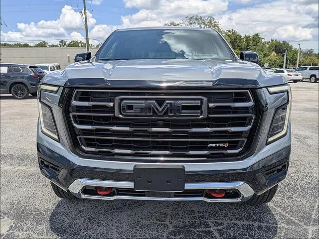 2026 GMC Yukon AT4 Ultimate - Photo 9