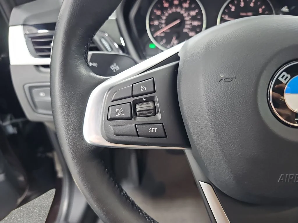 Used 2018 Brown BMW xDrive28i image 19